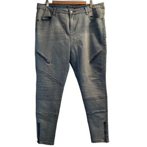 Women’s City Chic Moto Style Cropped Skinny Jeans Sz 16